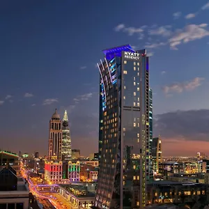 فندق حياة ريجنسي العليا